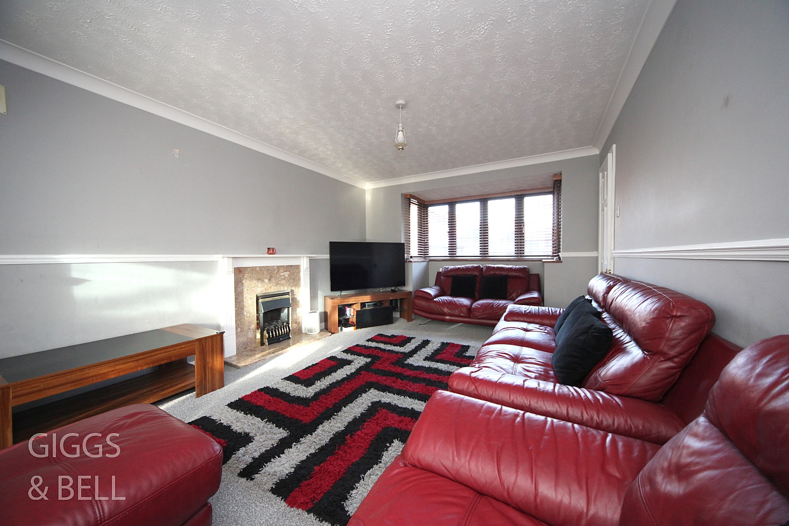 3 bed detached house for sale in Fernheath, Luton  - Property Image 4