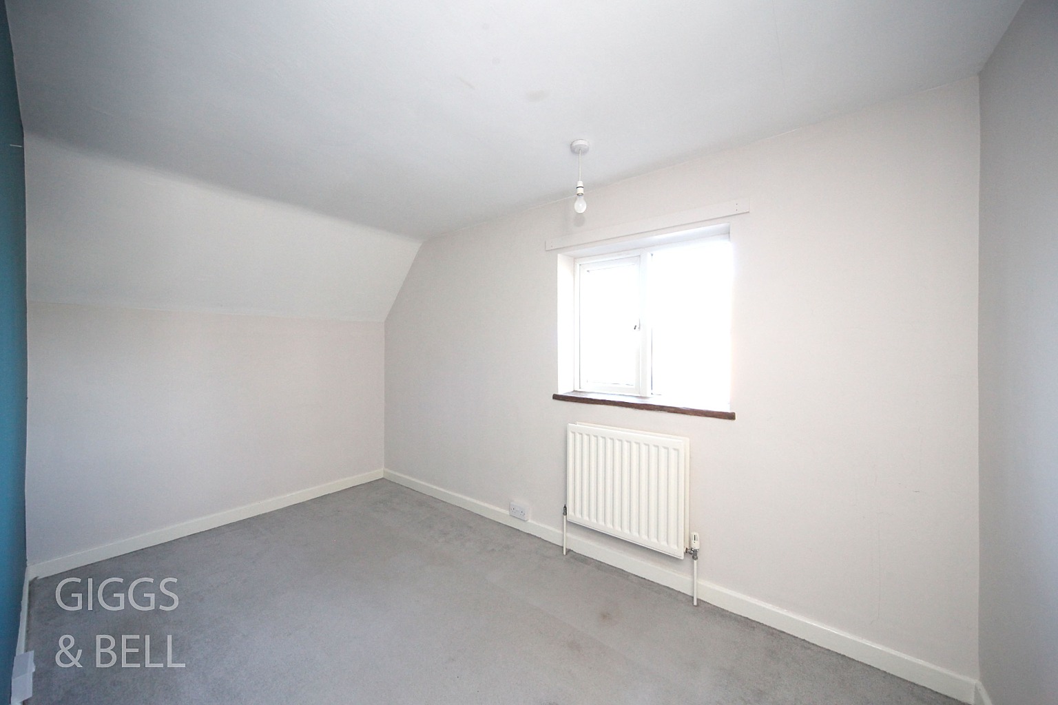 3 bed cottage for sale in West Street, Luton 12