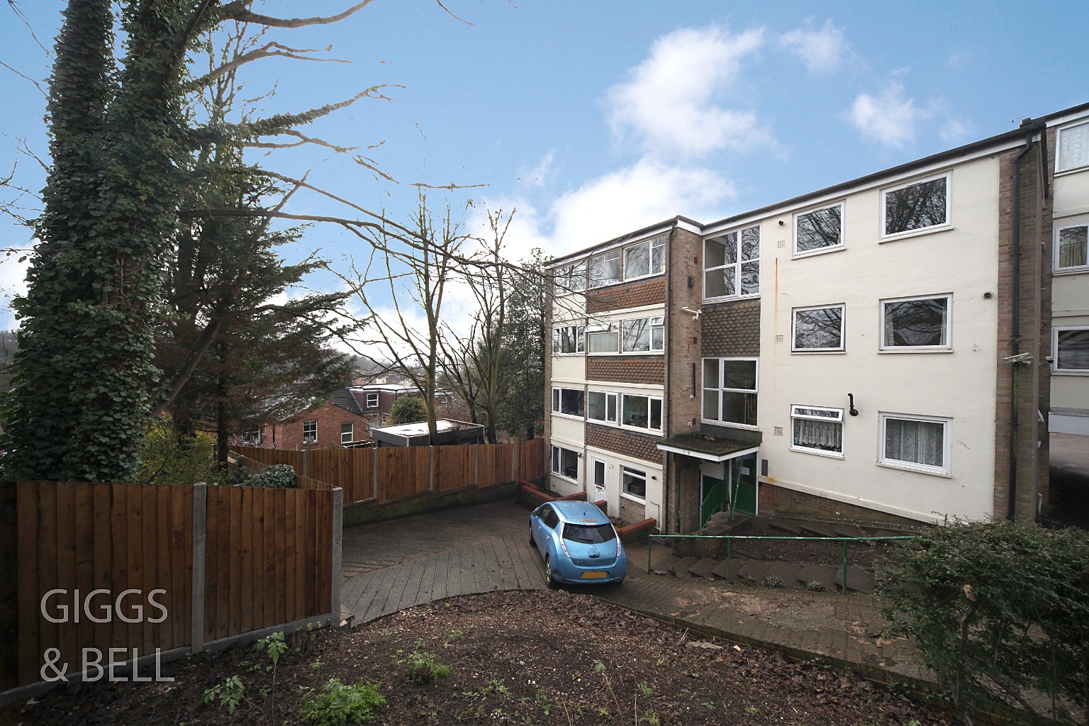 2 bed flat for sale in Richmond Hill, Luton 13