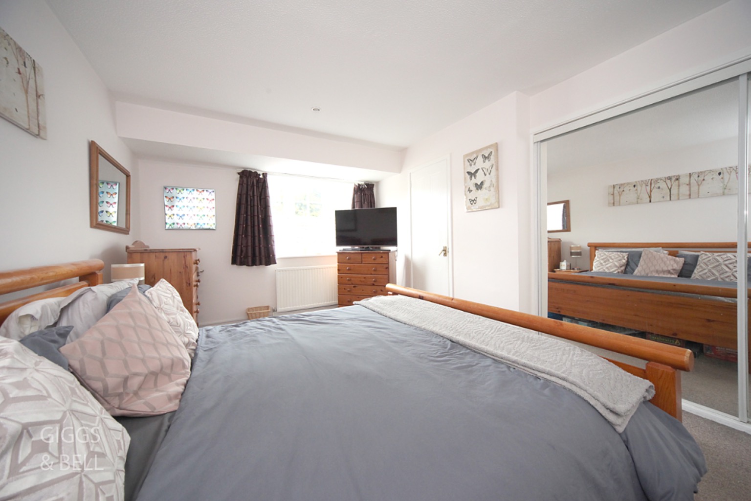 4 bed detached house for sale in Rochford Drive, Luton  - Property Image 13