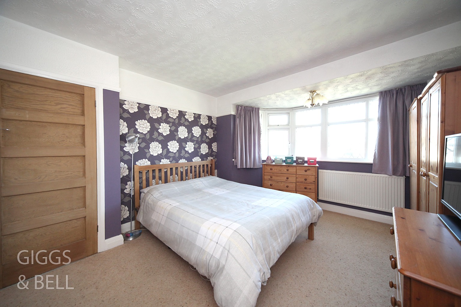 3 bed semi-detached house for sale in Felstead Way, Luton  - Property Image 11