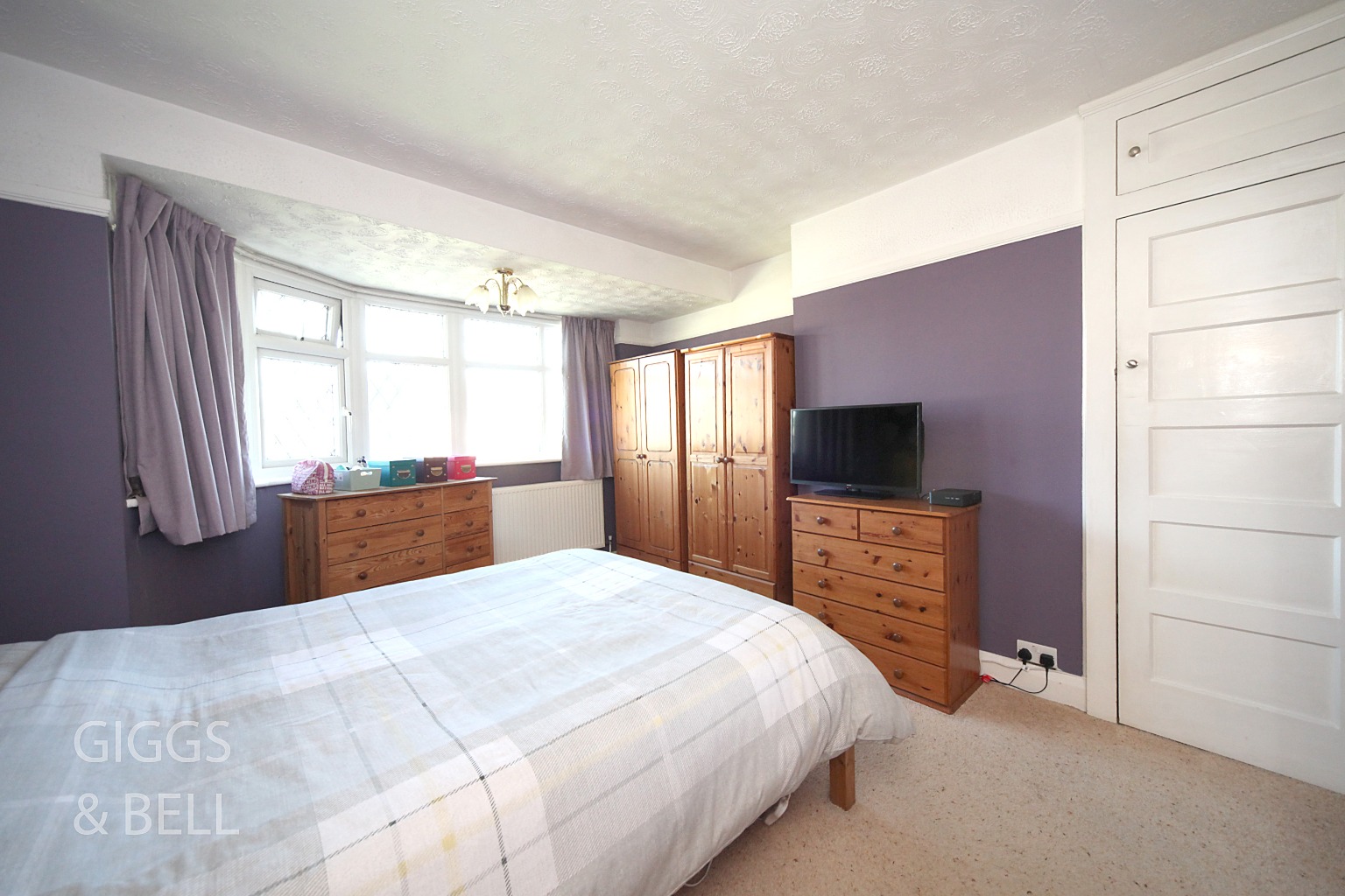 3 bed semi-detached house for sale in Felstead Way, Luton  - Property Image 12