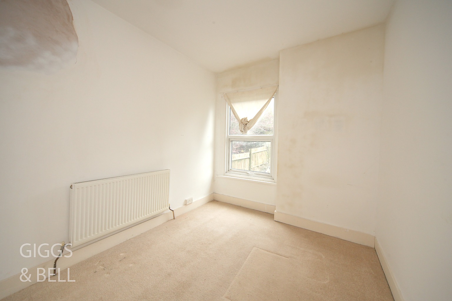 3 bed terraced house for sale in Cowper Street, Luton 10