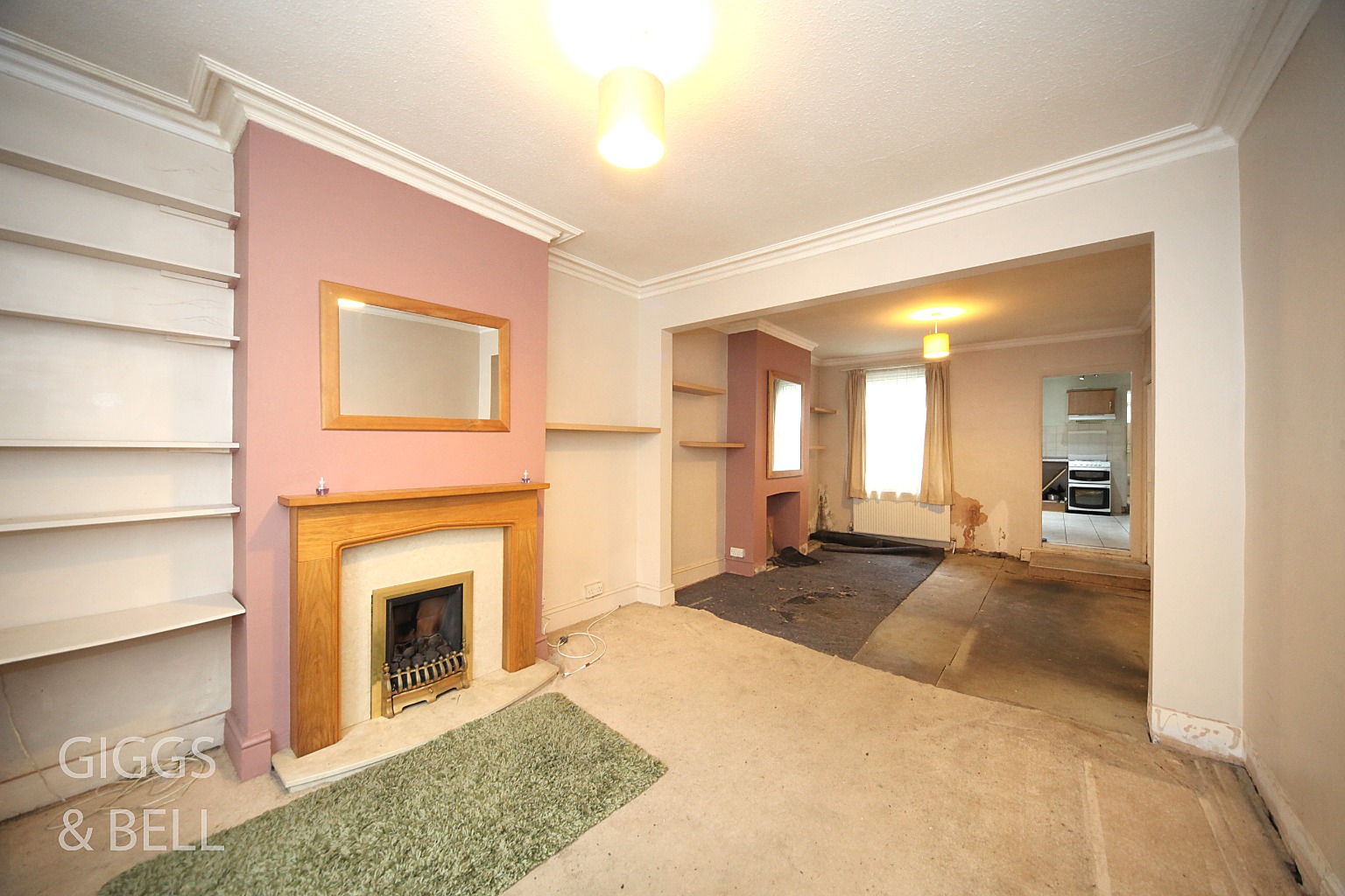 3 bed terraced house for sale in Cowper Street, Luton 1