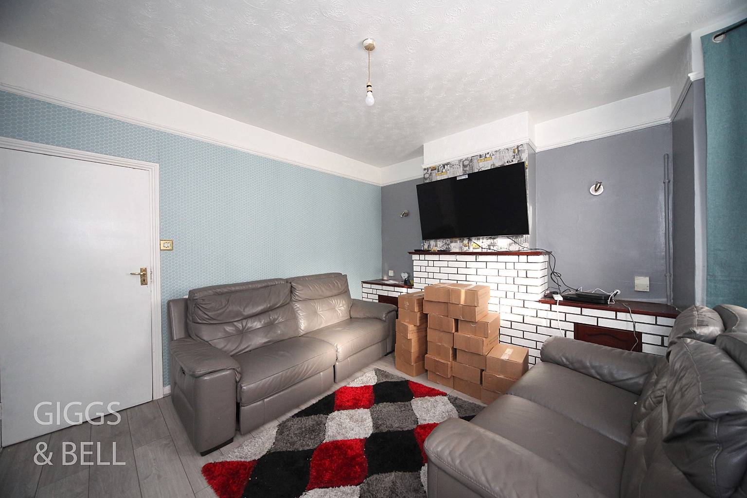 2 bed terraced house for sale in Salisbury Road, Luton 4