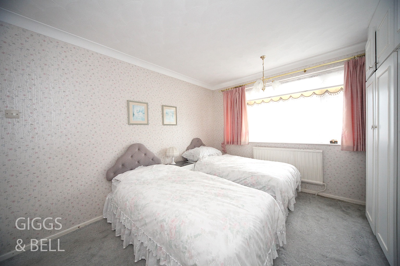 2 bed detached bungalow for sale in Eldon Road, Luton  - Property Image 8