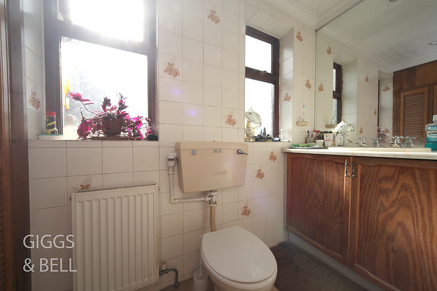 3 bed terraced house for sale in Warwick Road West, Luton  - Property Image 17
