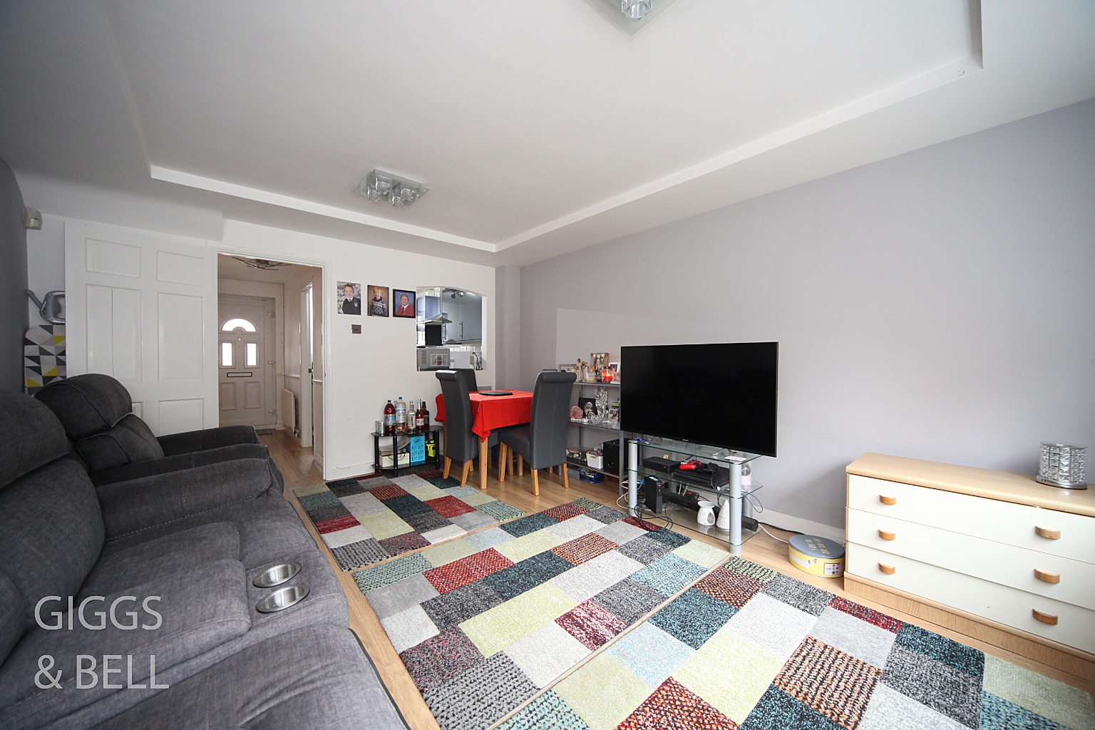 2 bed terraced house for sale in Oregon Way, Luton  - Property Image 2
