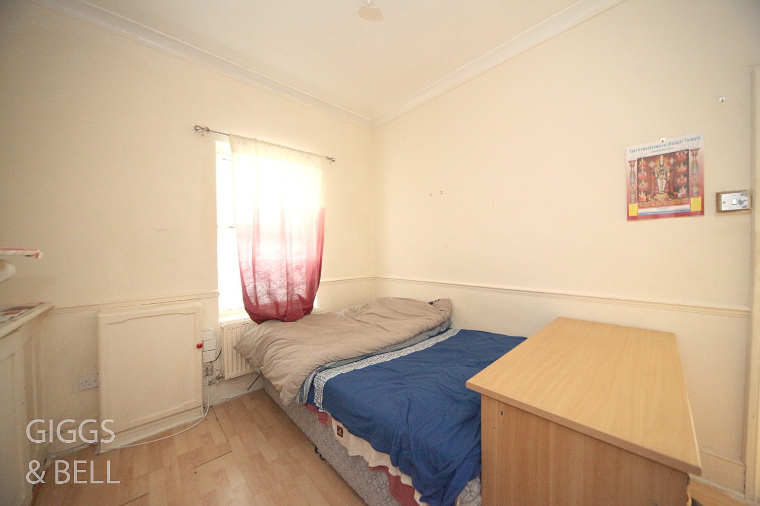 2 bed terraced house for sale in Kingsland Road, Luton 10