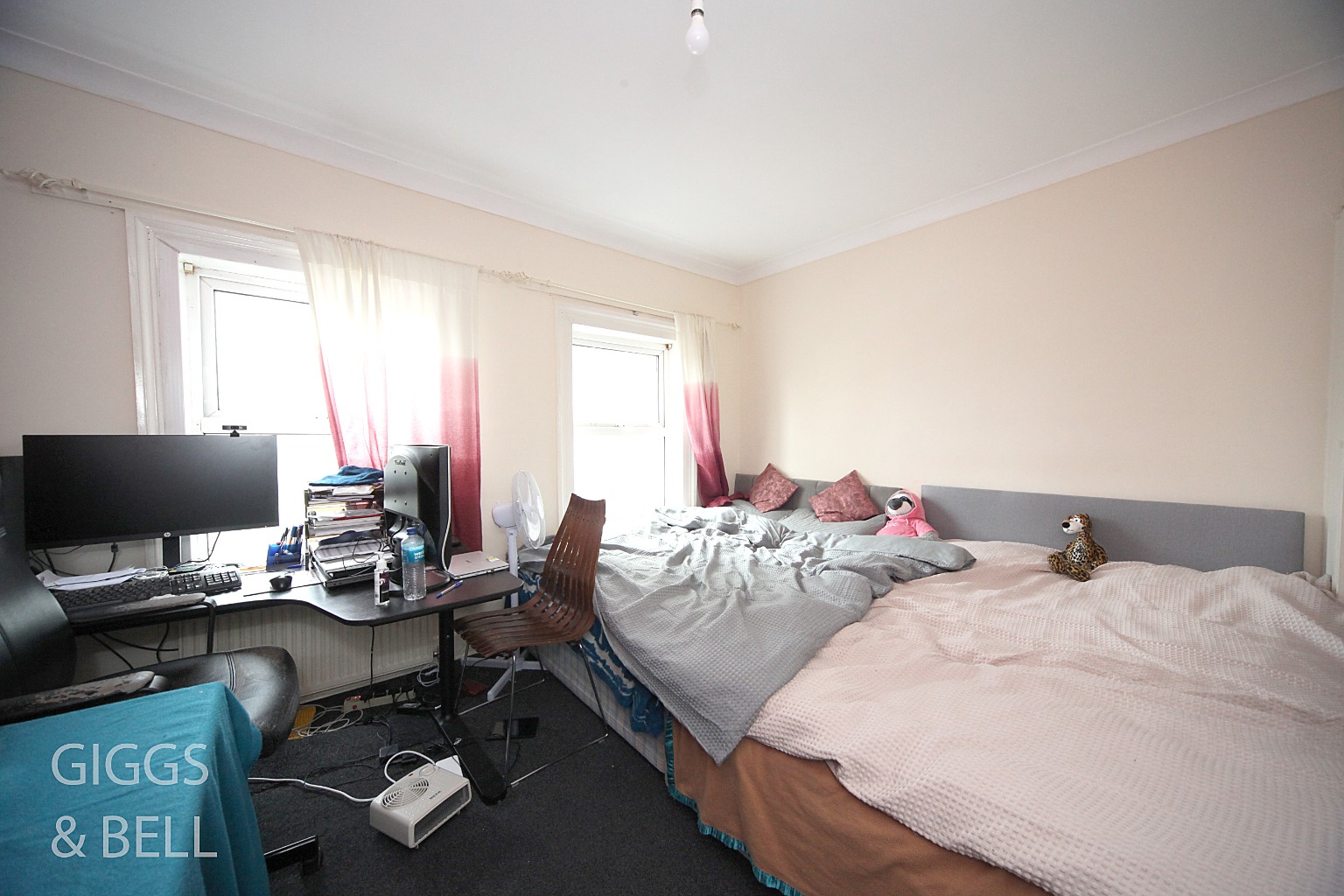 2 bed terraced house for sale in Kingsland Road, Luton  - Property Image 6