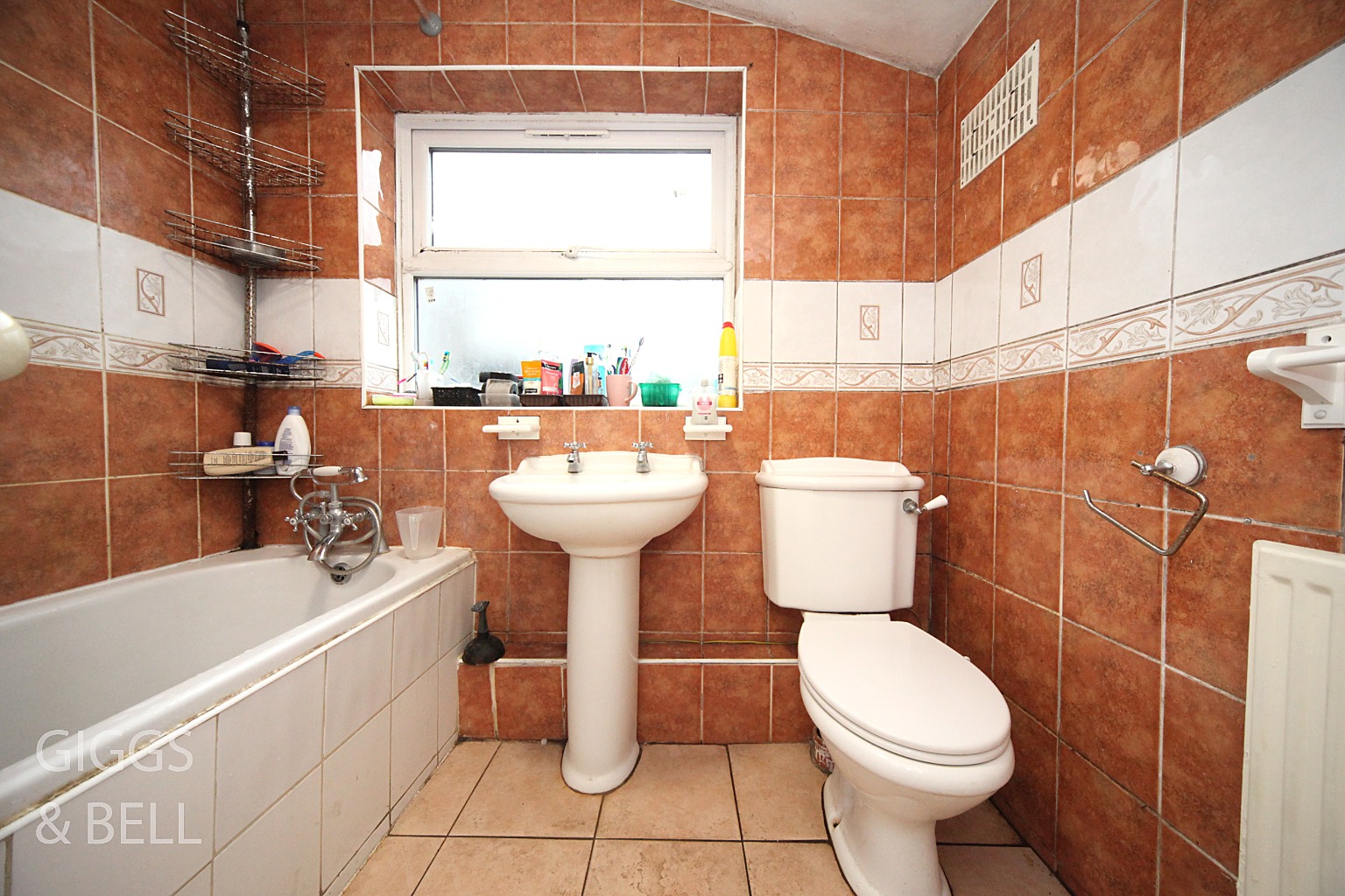2 bed terraced house for sale in Kingsland Road, Luton 11