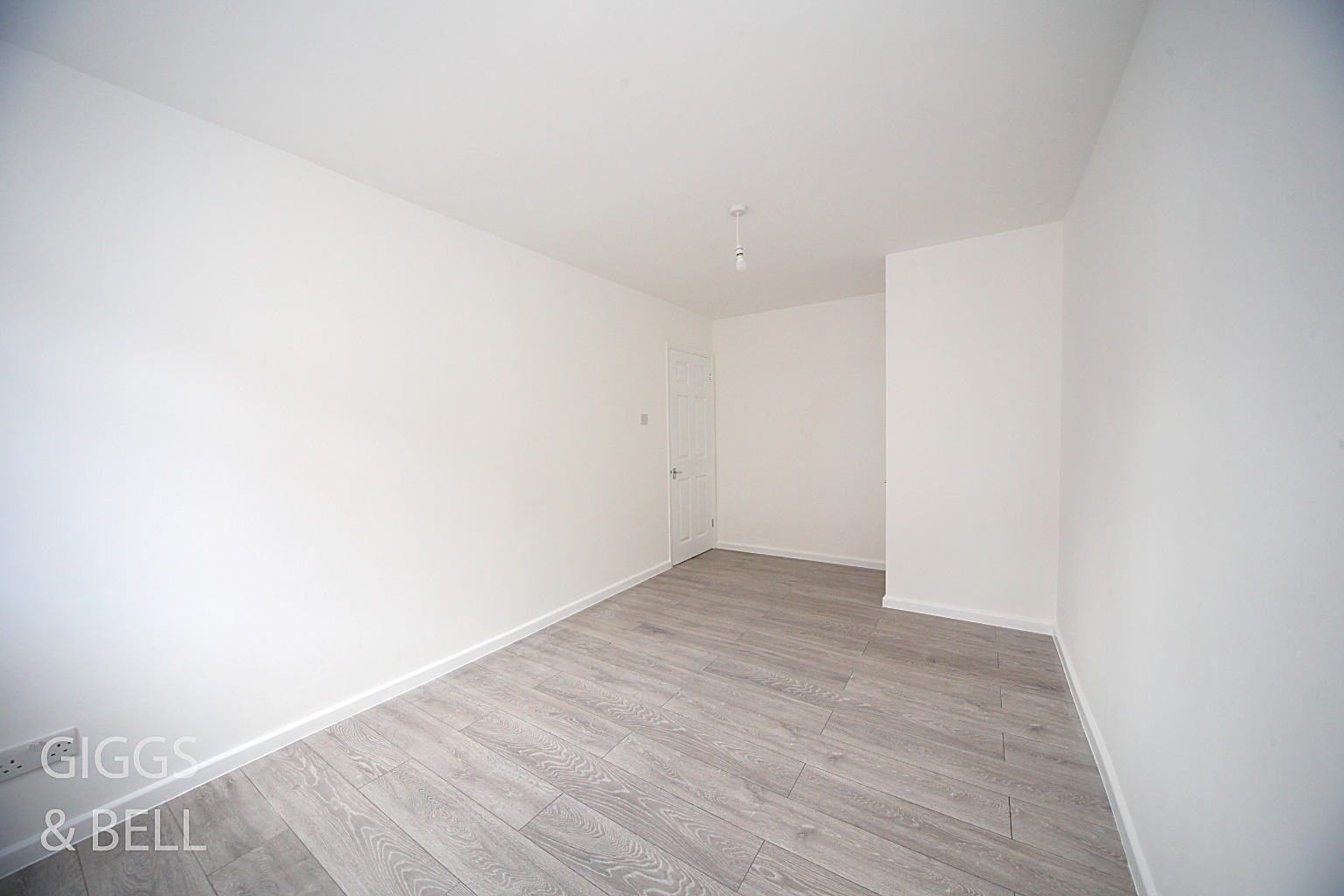 1 bed ground floor flat for sale in Frederick Street, Luton 8