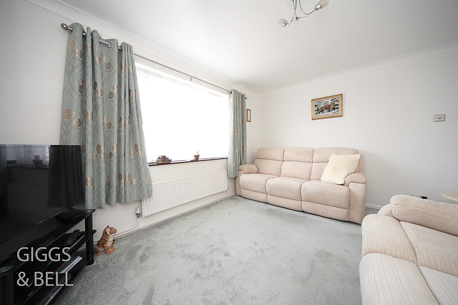 2 bed semi-detached house for sale in Lime Tree Close, Luton 3