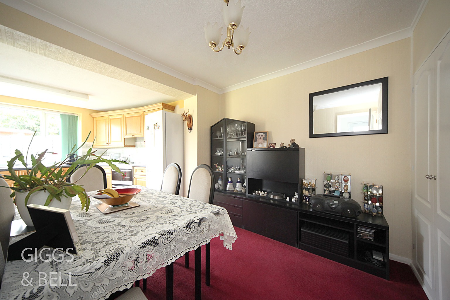 2 bed semi-detached house for sale in Lime Tree Close, Luton 6