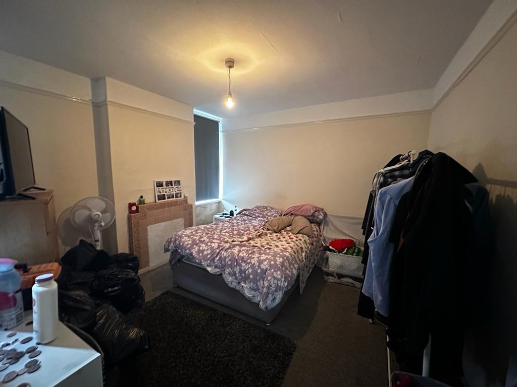 3 bed end of terrace house for sale in Edward Street, Luton 9