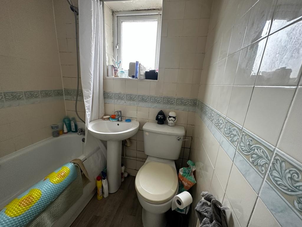3 bed end of terrace house for sale in Edward Street, Luton  - Property Image 6