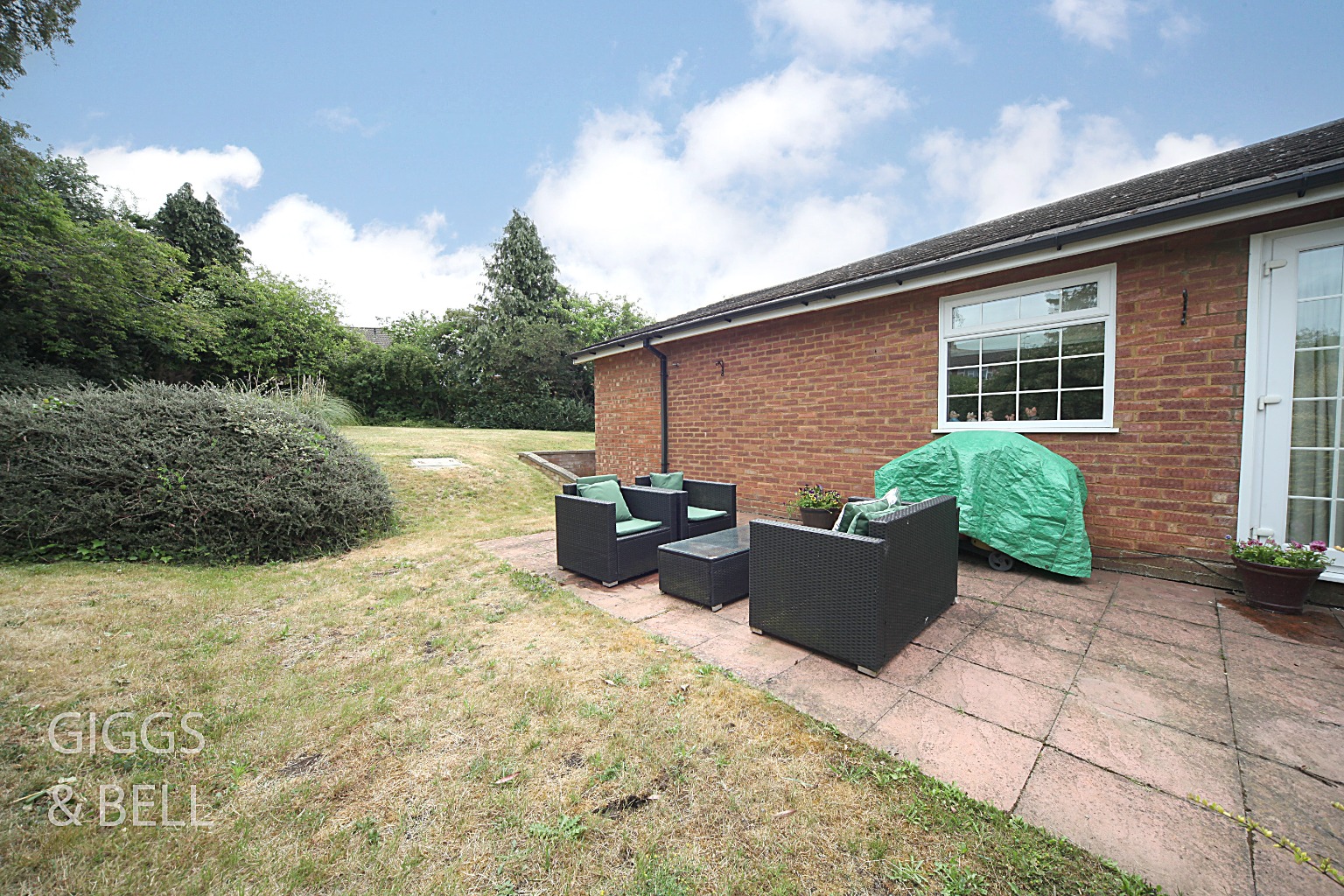 3 bed detached bungalow for sale in Sedbury Close, Luton  - Property Image 22