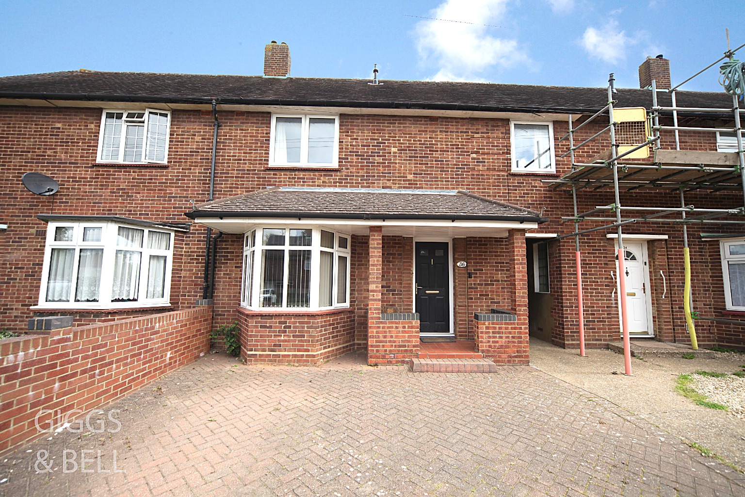 3 bed terraced house for sale in Whipperley Way, Luton, LU1 