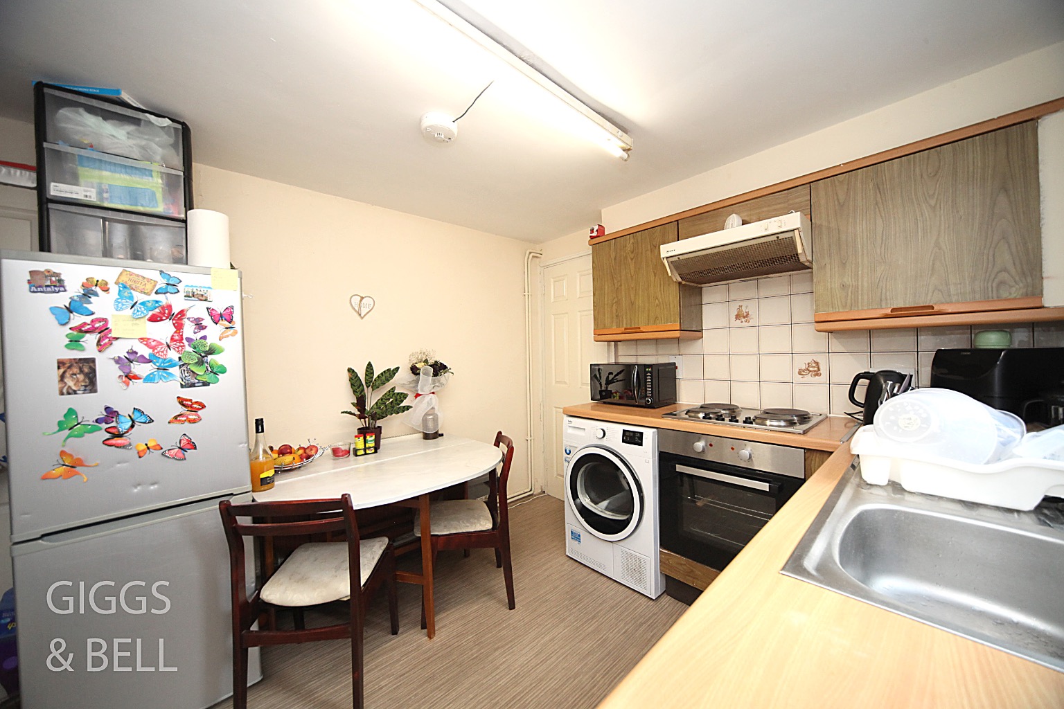 2 bed semi-detached house for sale in Chiltern Rise, Luton 3