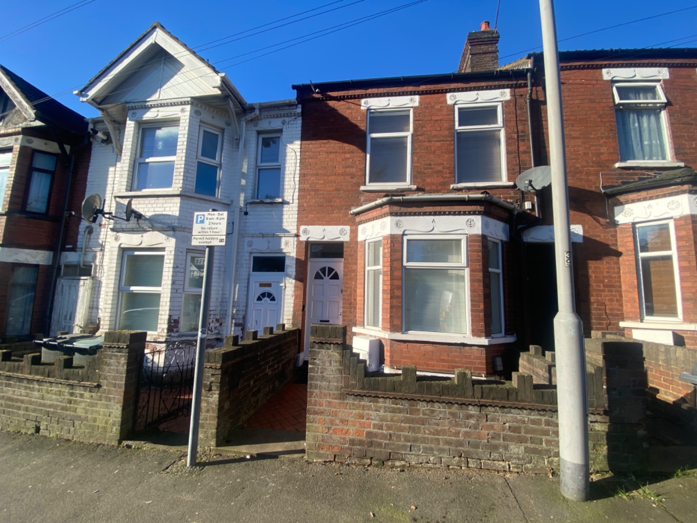 4 bed terraced house for sale in Hitchin Road, Luton, LU2 