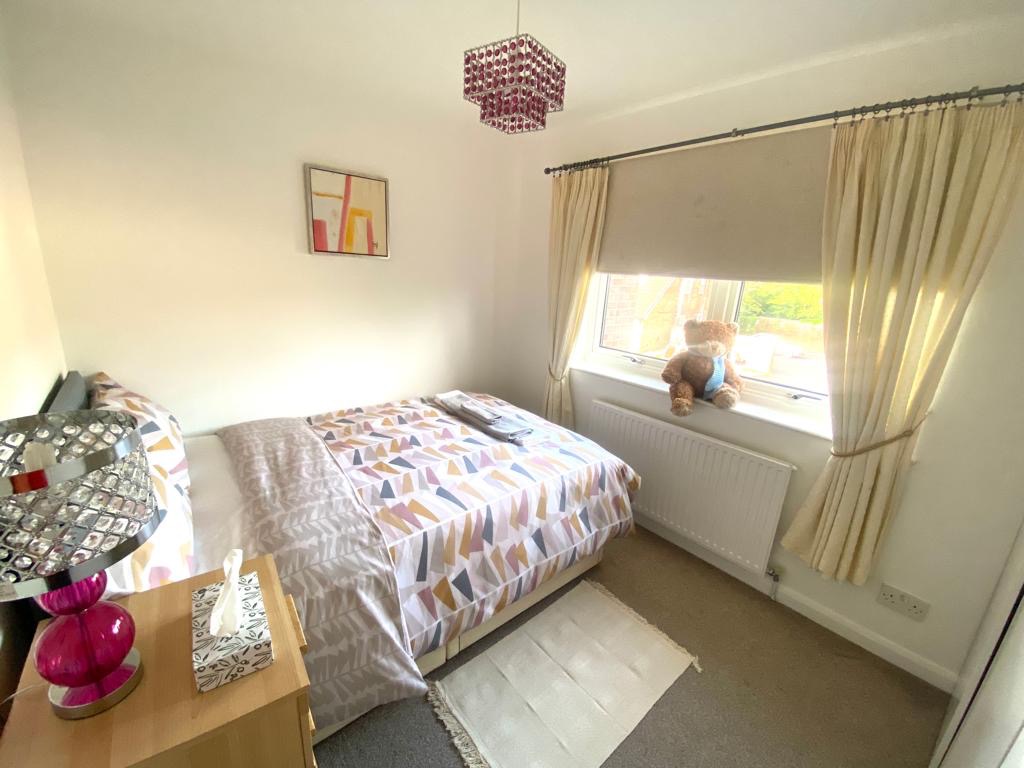 2 bed terraced house for sale in Oregon Way, Luton 10