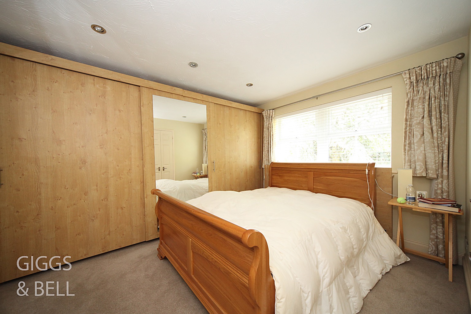 4 bed detached house for sale in Elvington Gardens, Luton 17