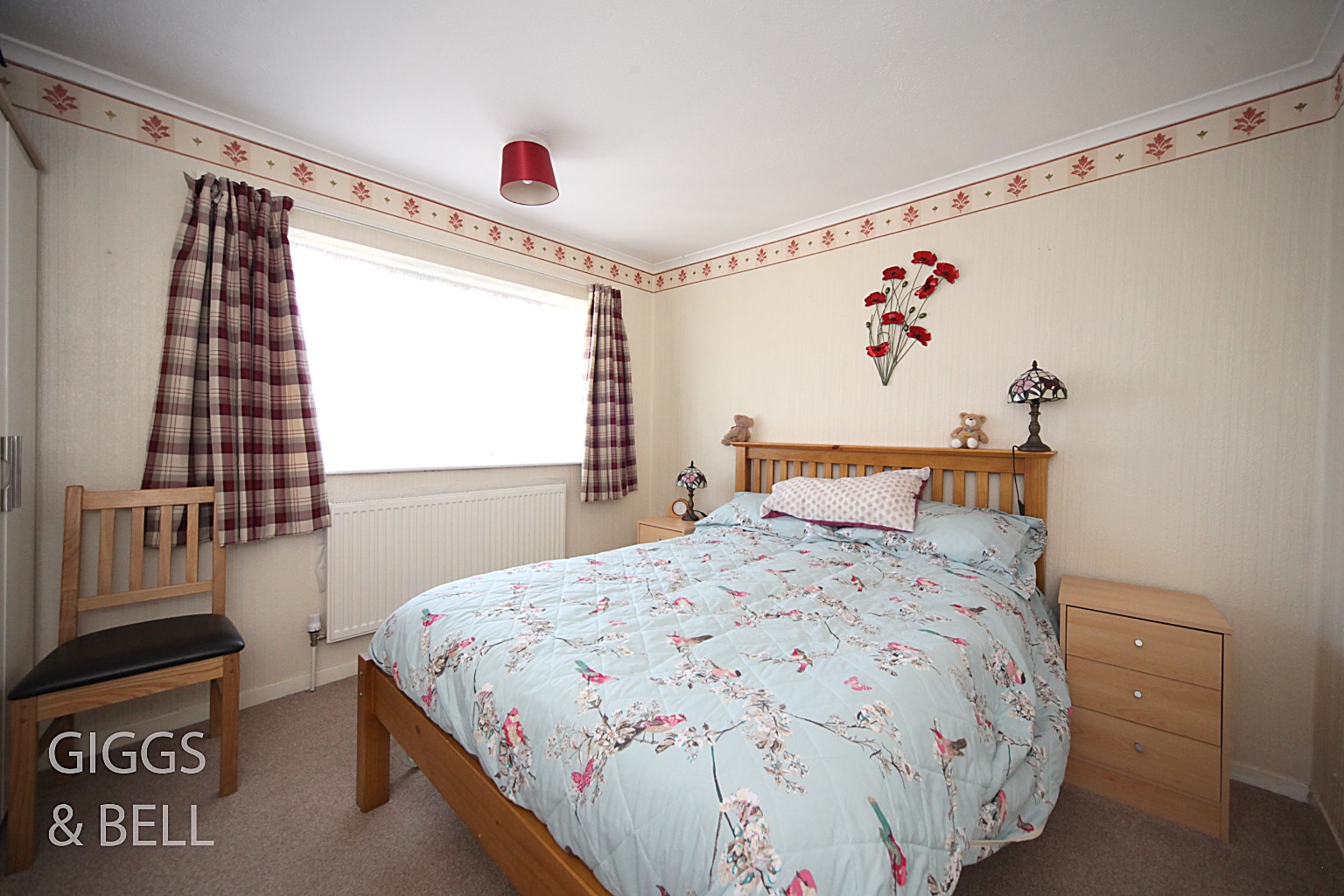 3 bed semi-detached house for sale in Ramsey Close, Luton  - Property Image 11