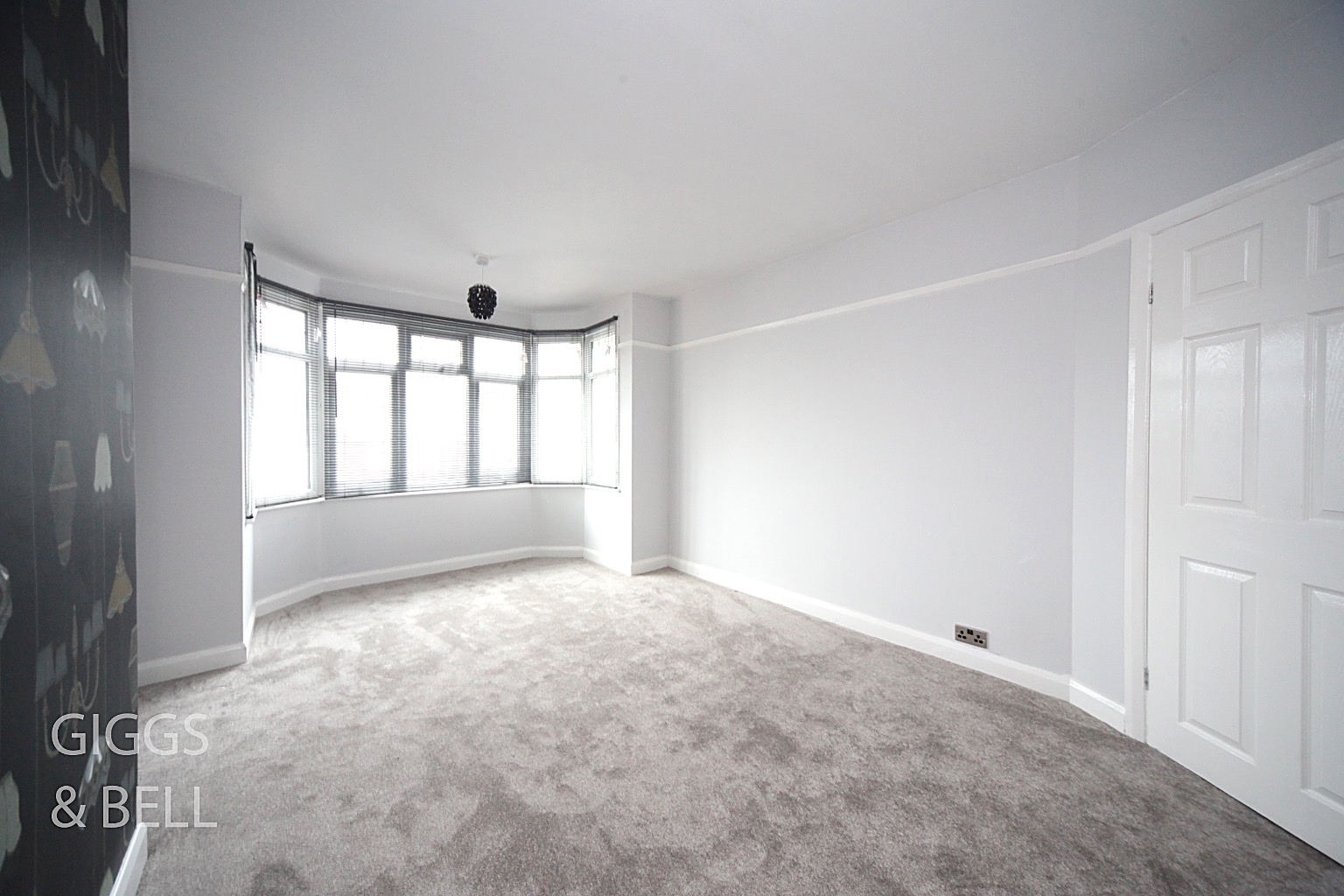 3 bed semi-detached house for sale in Strathmore Avenue, Luton  - Property Image 10