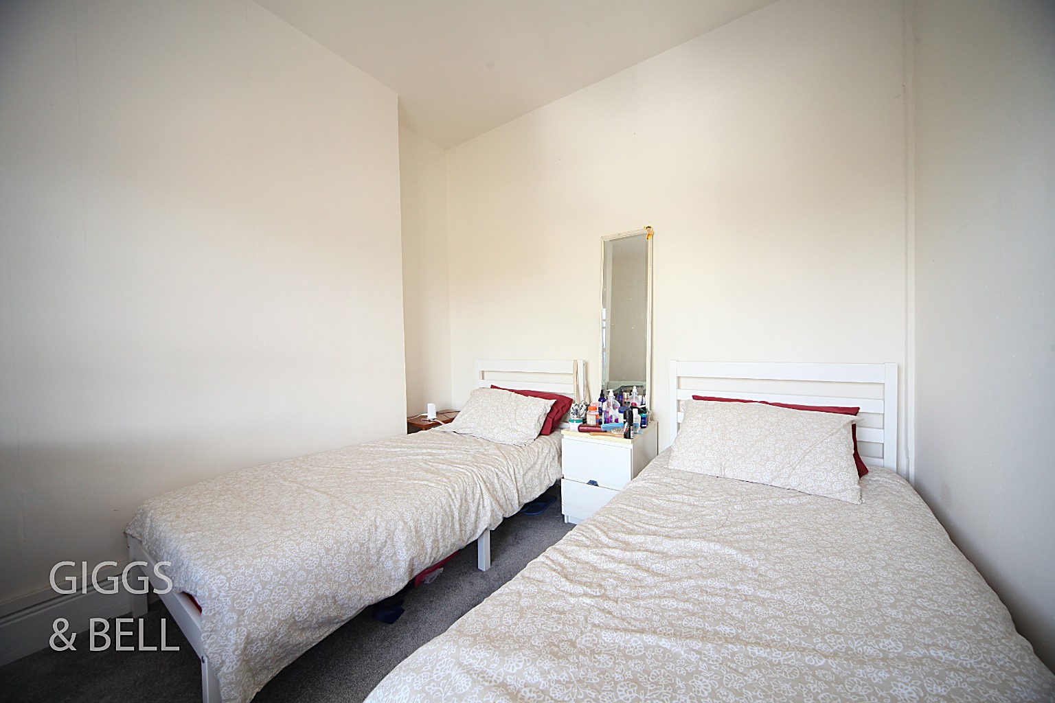2 bed maisonette for sale in Leighton Road, Leighton Buzzard  - Property Image 10