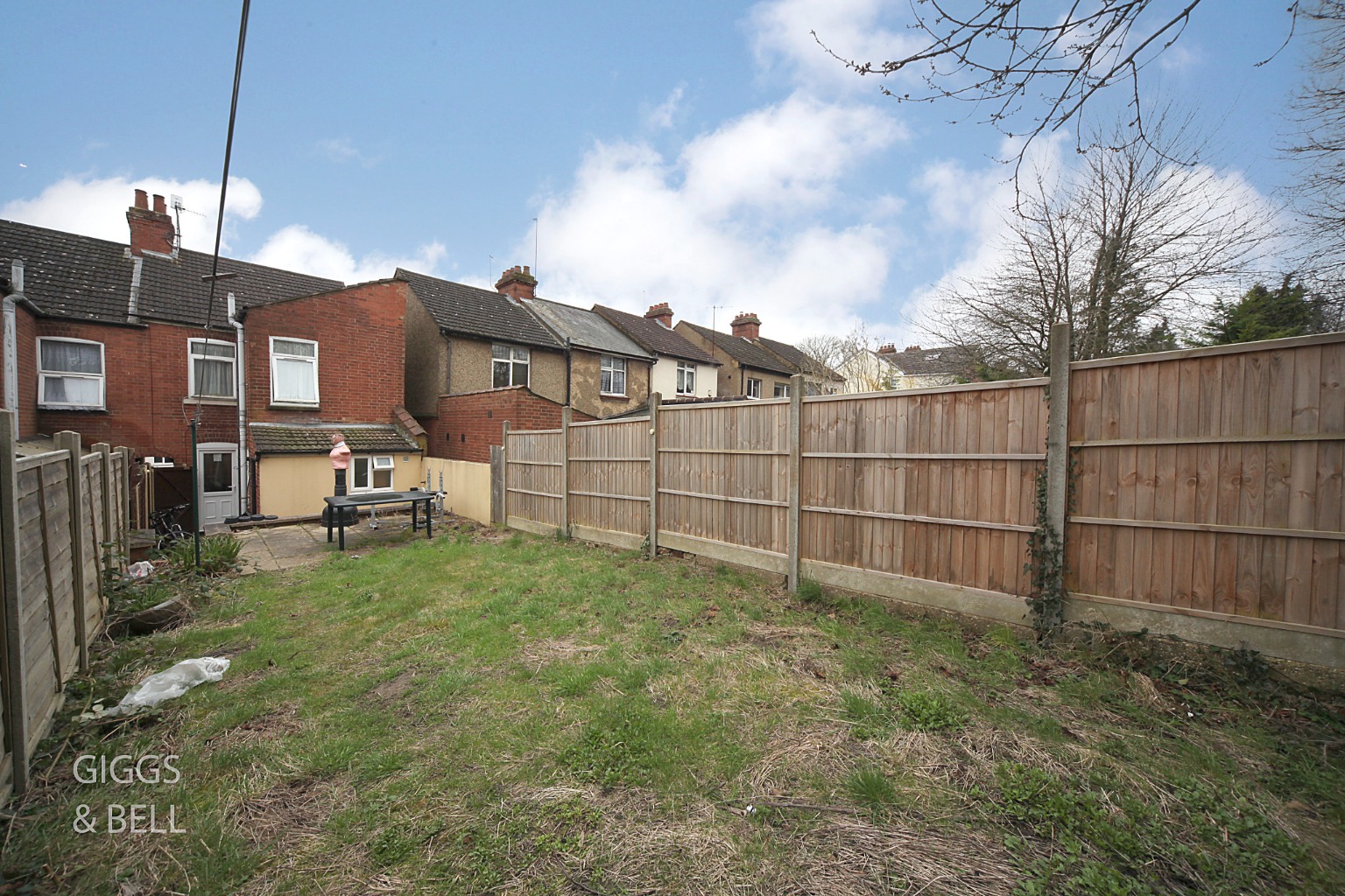 3 bed end of terrace house for sale in Richmond Hill, Luton  - Property Image 16