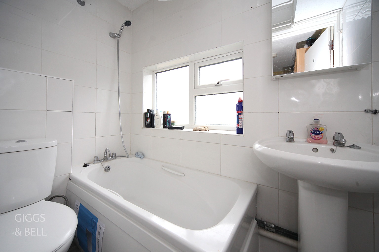3 bed terraced house for sale in Moreton Road South, Luton 16