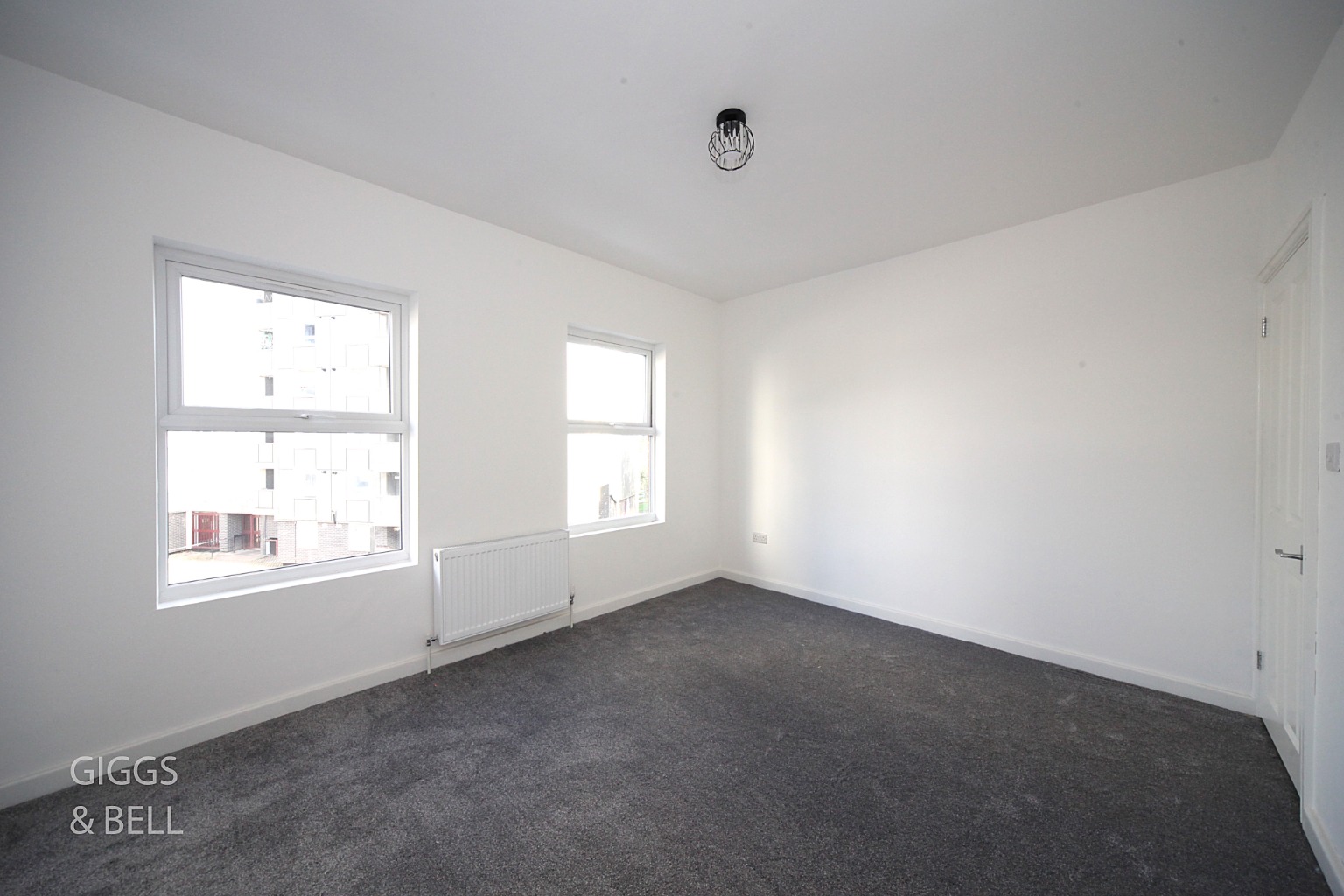 2 bed terraced house for sale in Kingsland Road, Luton 12