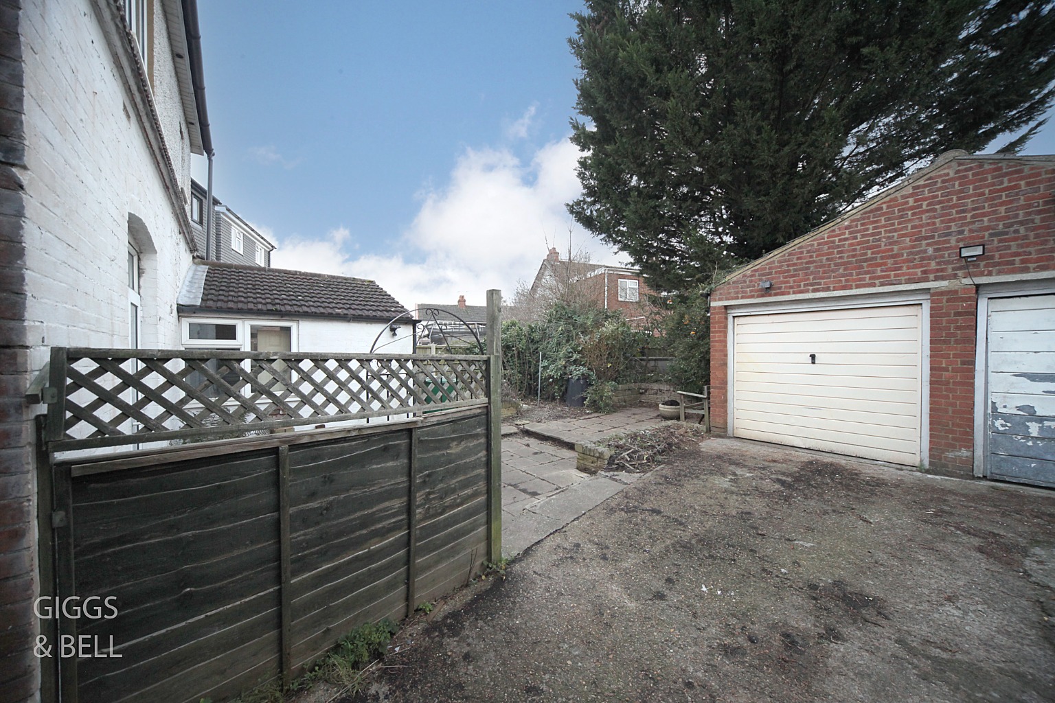 3 bed detached house for sale in Waller Avenue, Luton  - Property Image 21
