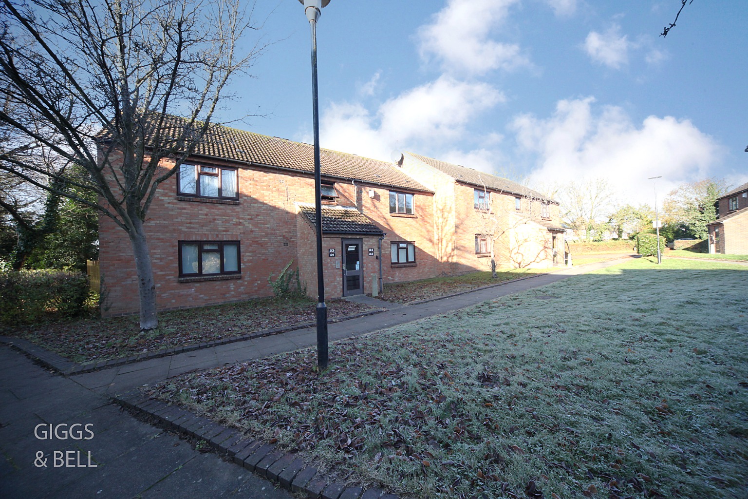 1 bed flat for sale in Links Way, Luton 12