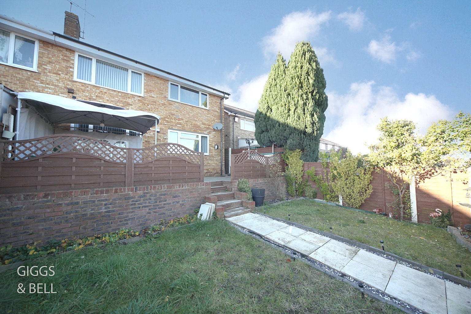 3 bed semi-detached house for sale in Buchanan Drive, Luton  - Property Image 27
