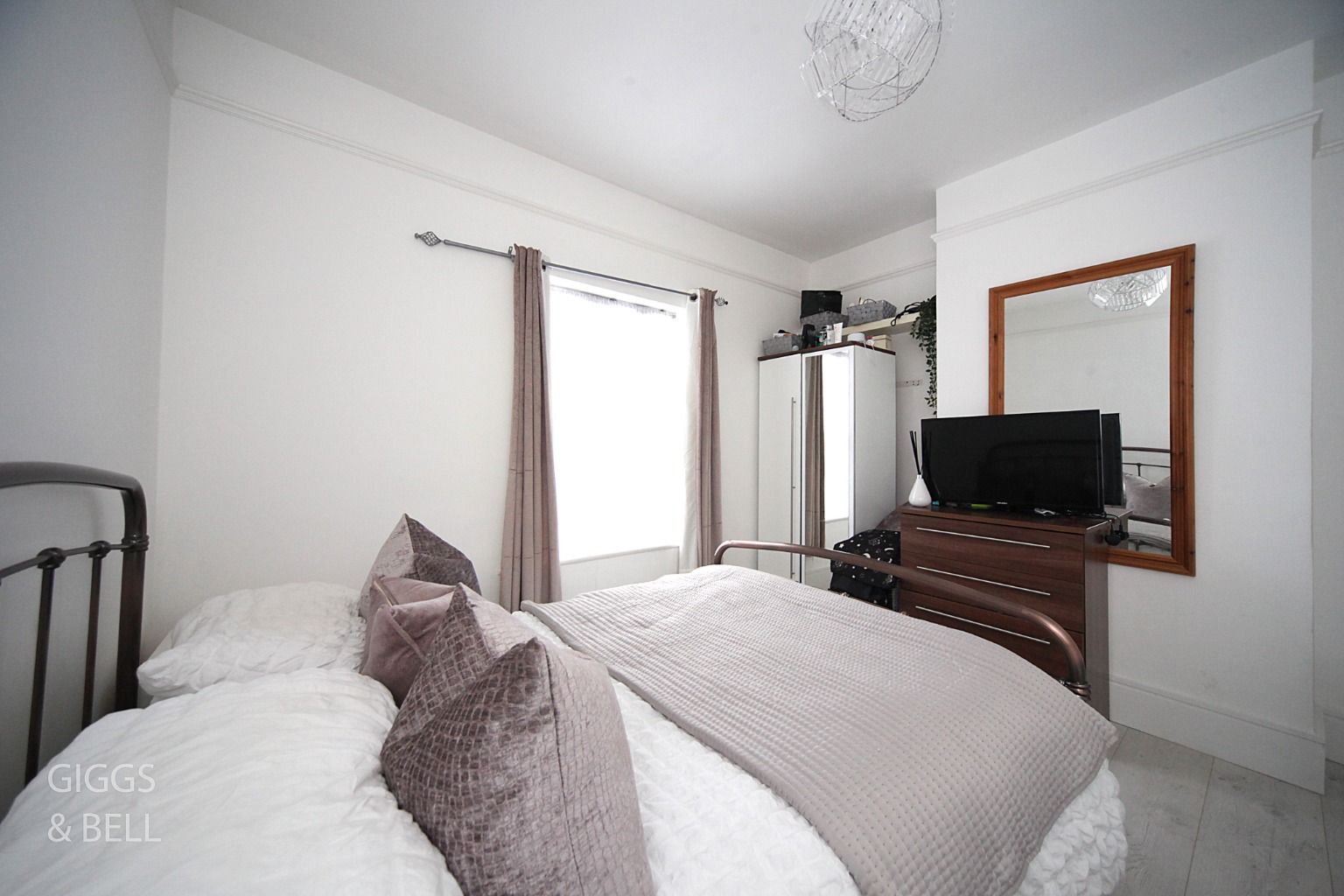 2 bed terraced house for sale in May Street, Luton 11