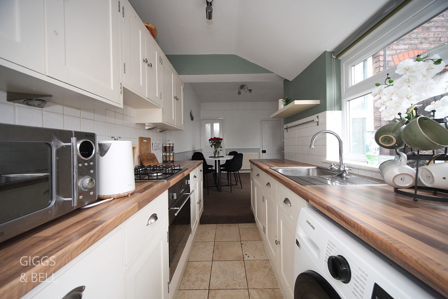 2 bed terraced house for sale in May Street, Luton 9