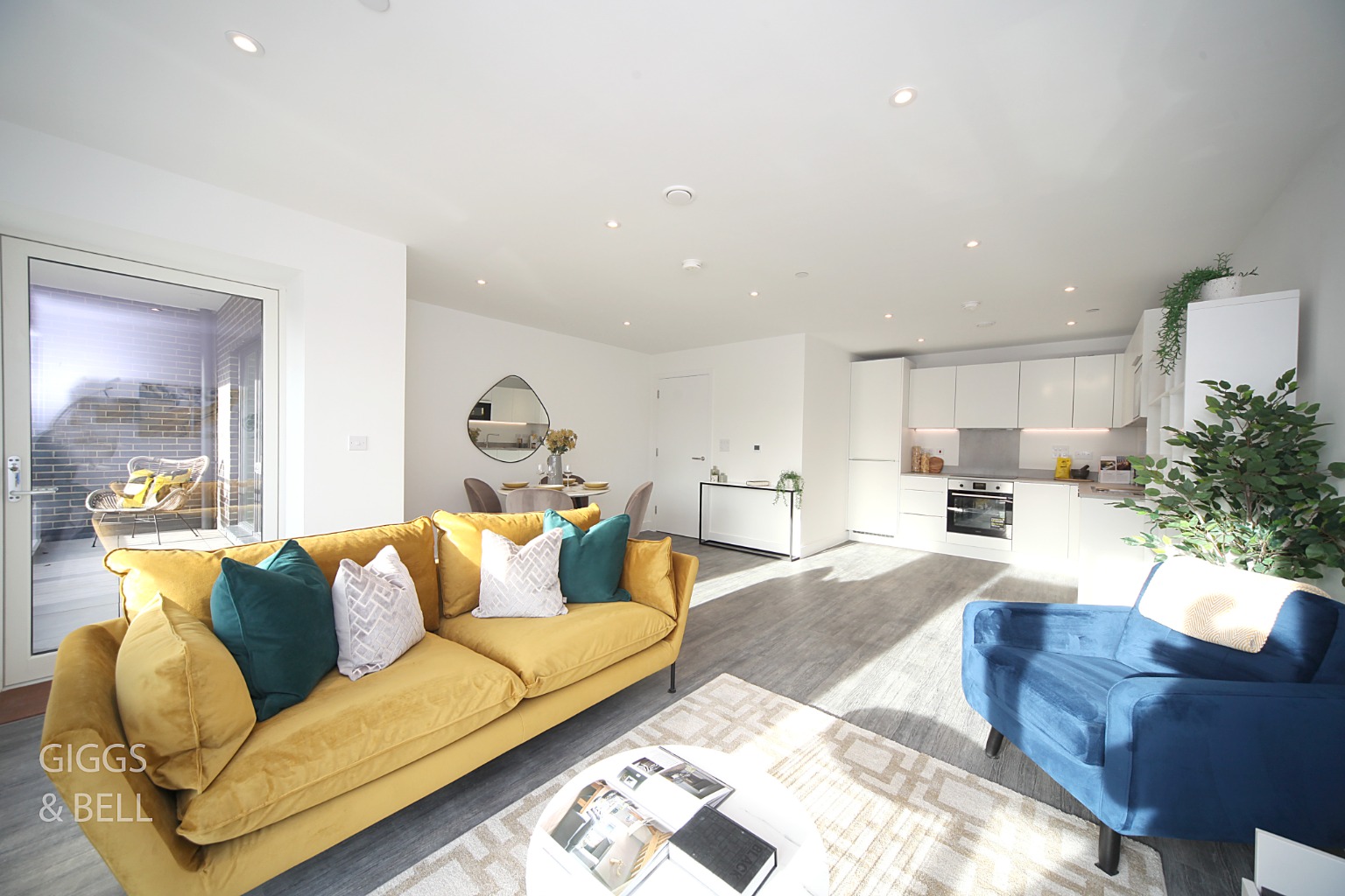 1 bed flat for sale in Stirling Drive, Stevenage  - Property Image 2