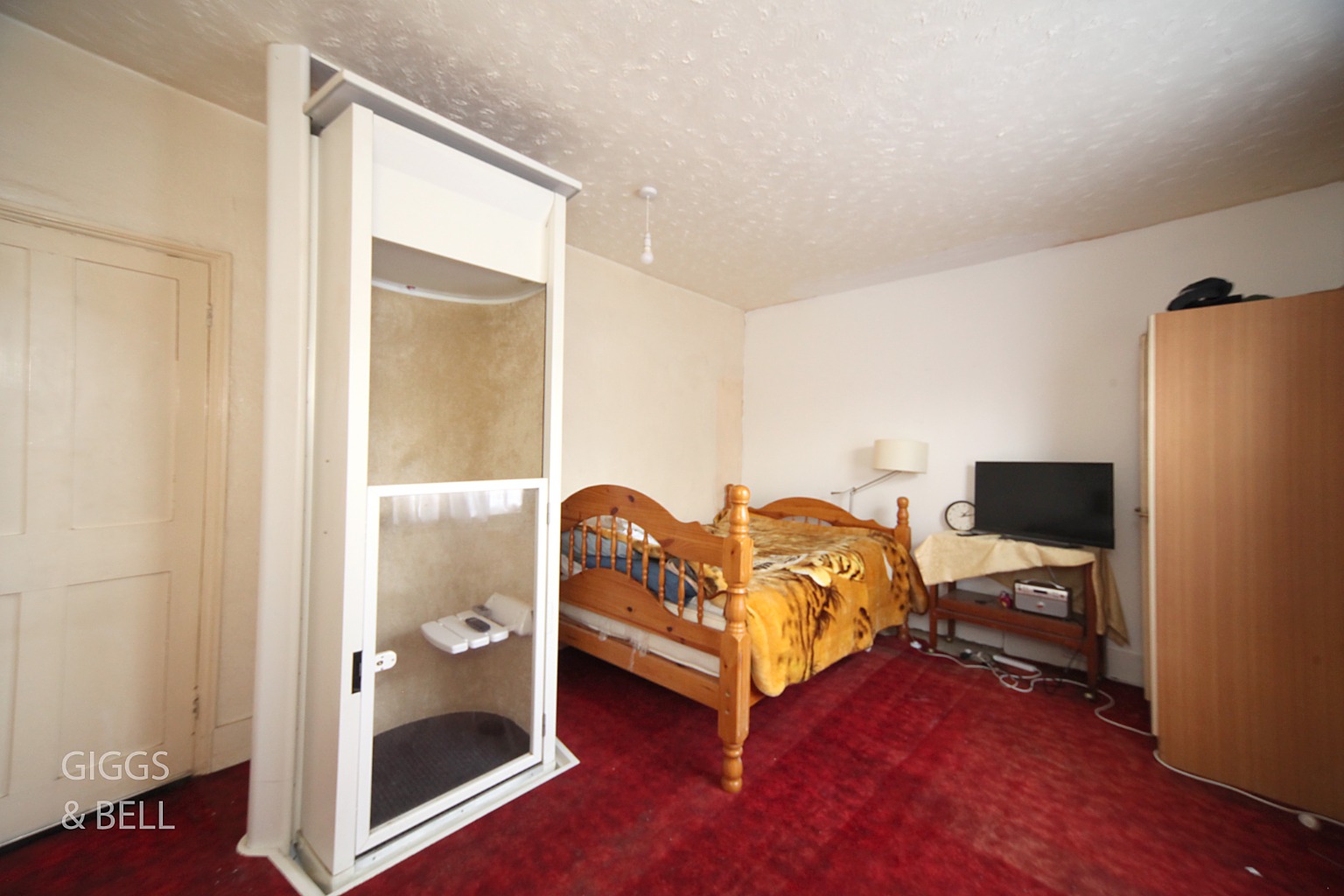3 bed terraced house for sale in Hillside Road, Luton 8