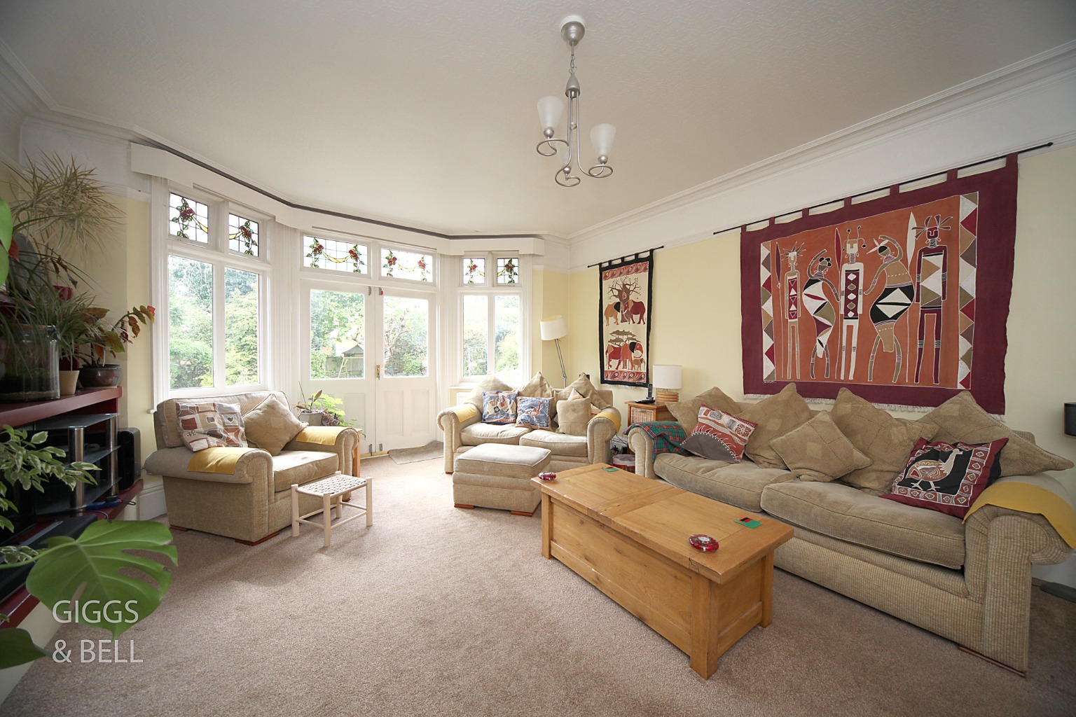 6 bed detached house for sale in Lansdowne Road, Luton  - Property Image 3