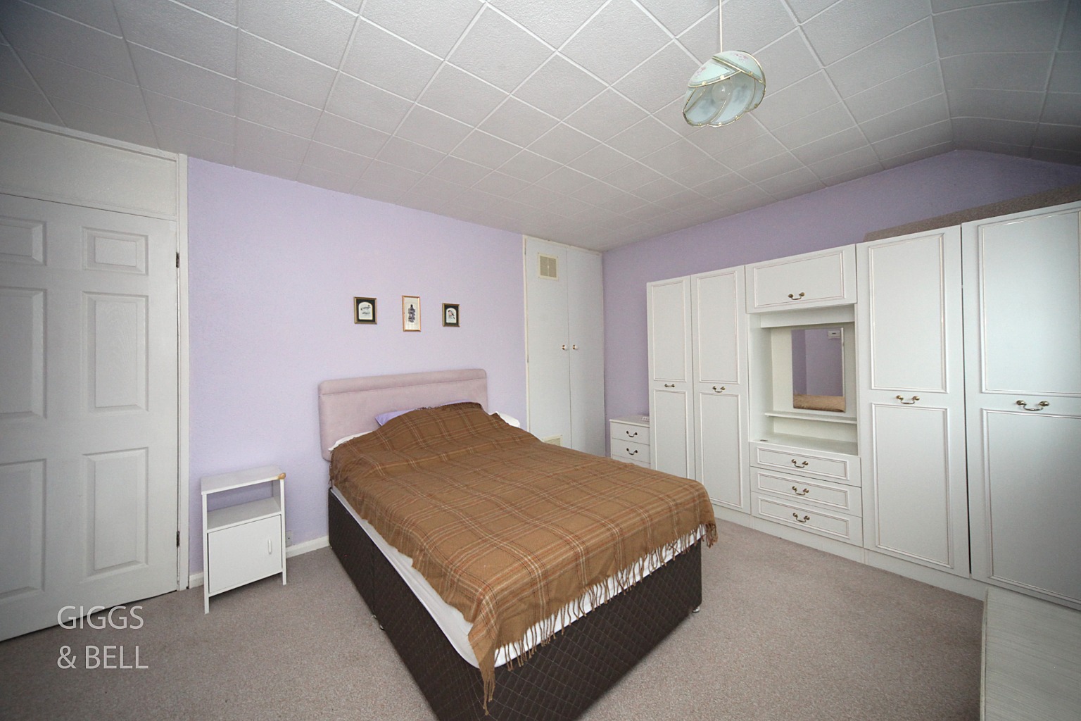 2 bed semi-detached house for sale in Holtsmere Close, Luton  - Property Image 7