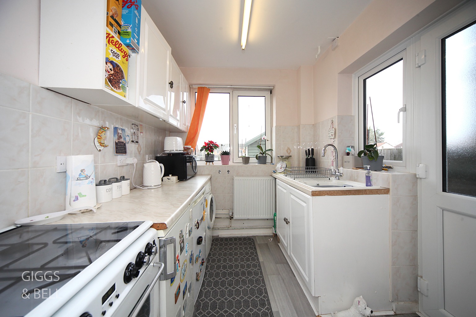 3 bed semi-detached house for sale in Stapleford Road, Luton  - Property Image 7