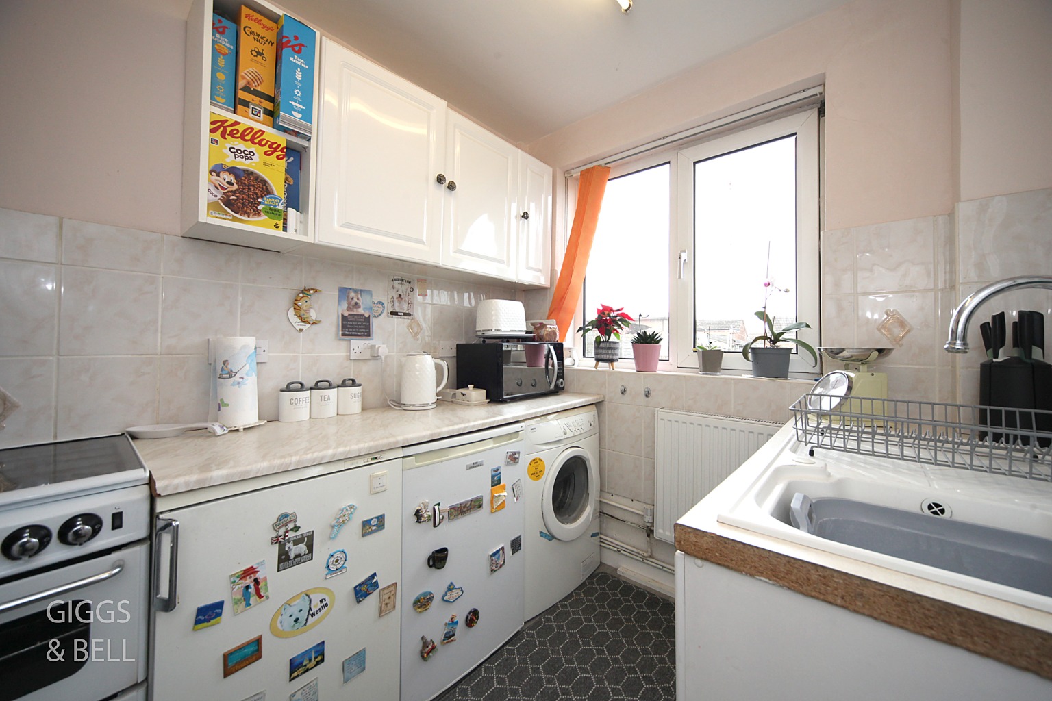 3 bed semi-detached house for sale in Stapleford Road, Luton  - Property Image 8