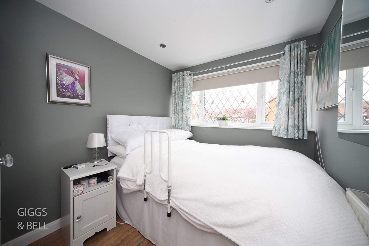 3 bed terraced house for sale in Mees Close, Luton 7