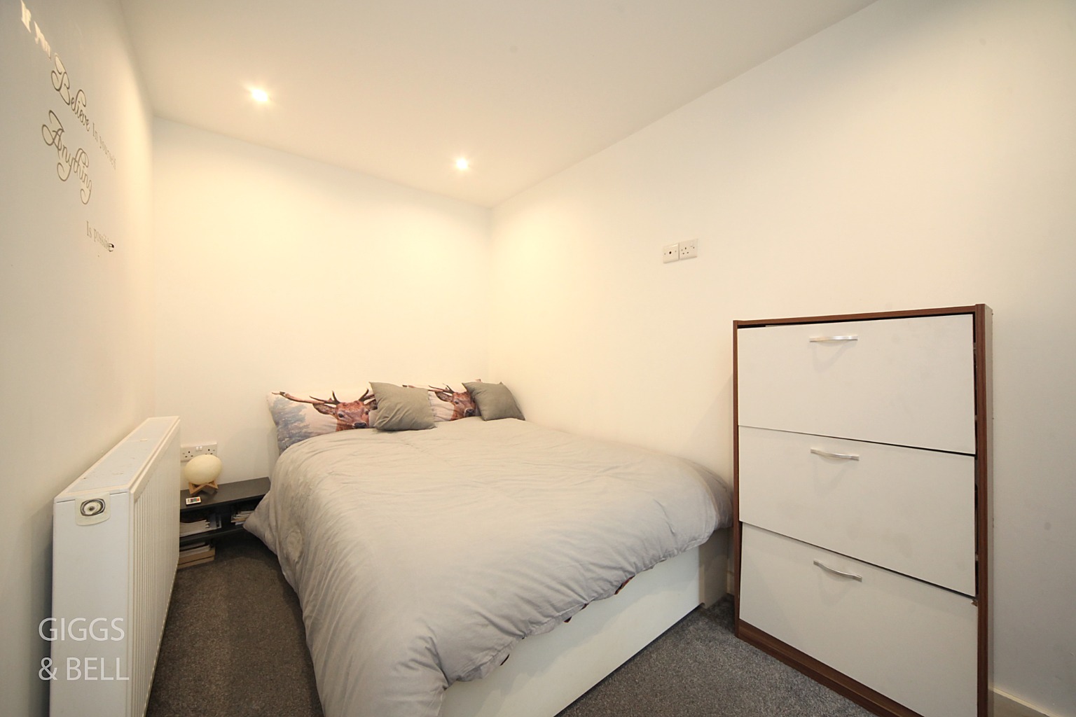 2 bed ground floor flat for sale in Park Street, Luton 9