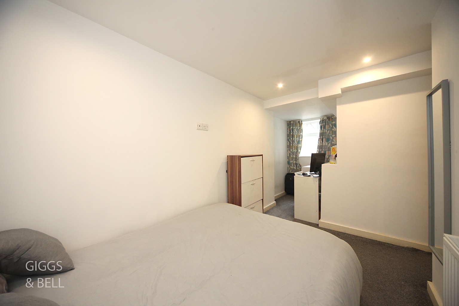 2 bed ground floor flat for sale in Park Street, Luton  - Property Image 12