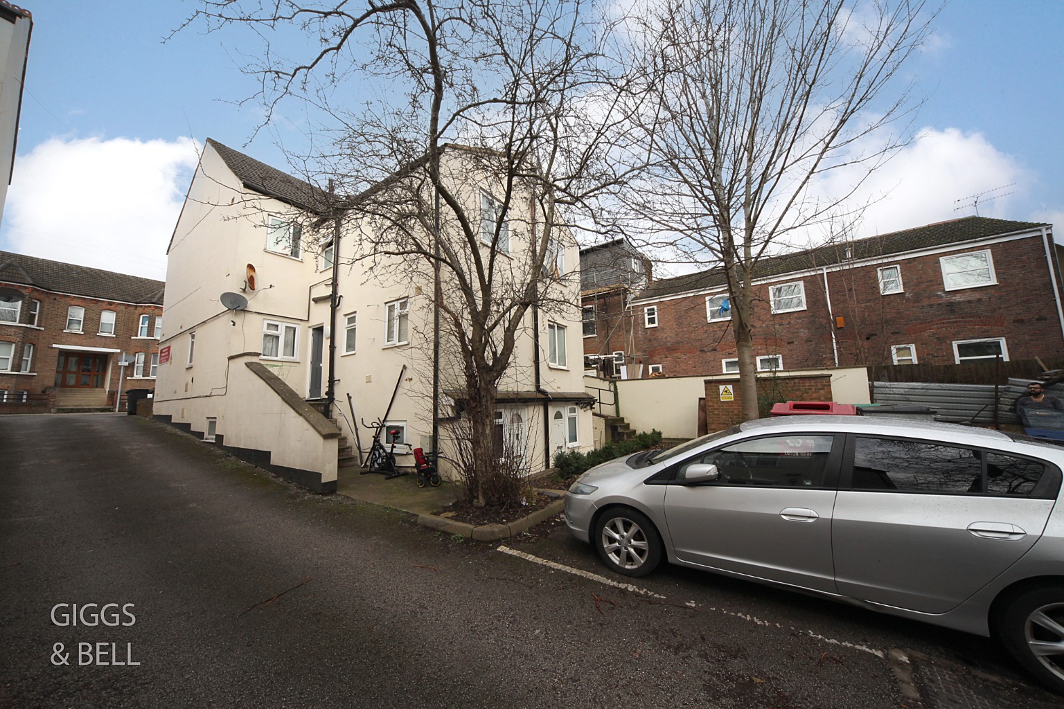 2 bed ground floor flat for sale in Park Street, Luton 14