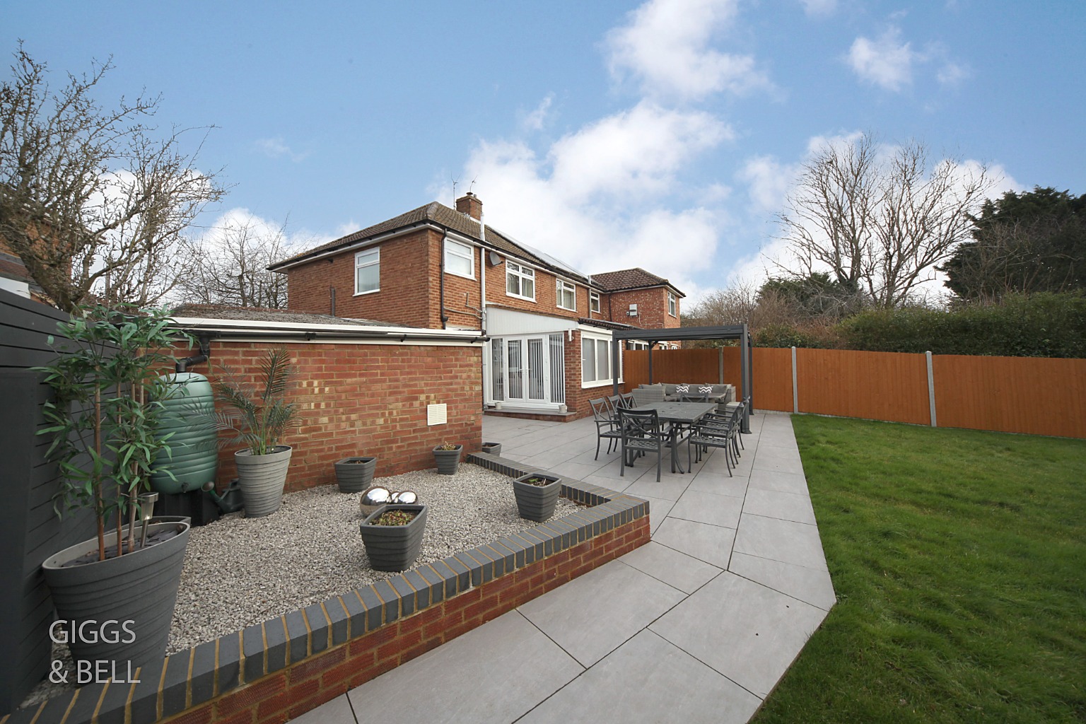 3 bed semi-detached house for sale in Collingtree, Luton  - Property Image 16