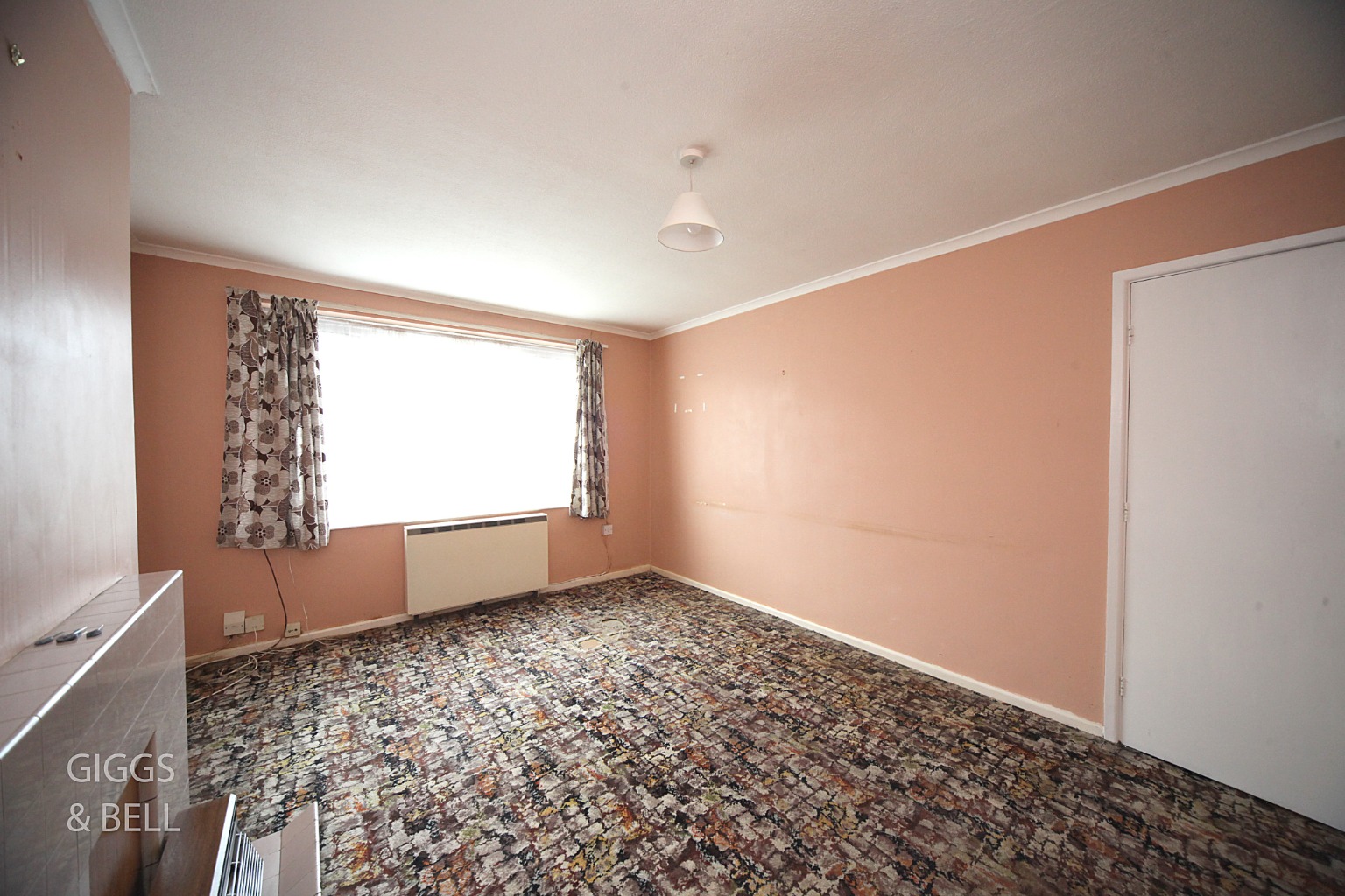 3 bed semi-detached house for sale in Epping Way, Luton 3