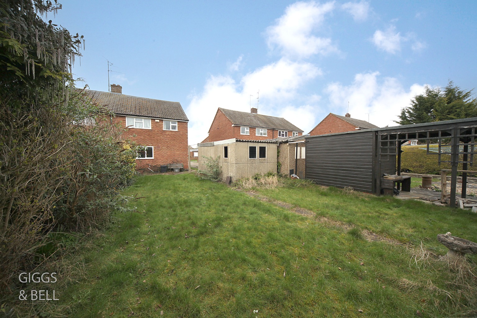 3 bed semi-detached house for sale in Epping Way, Luton  - Property Image 18